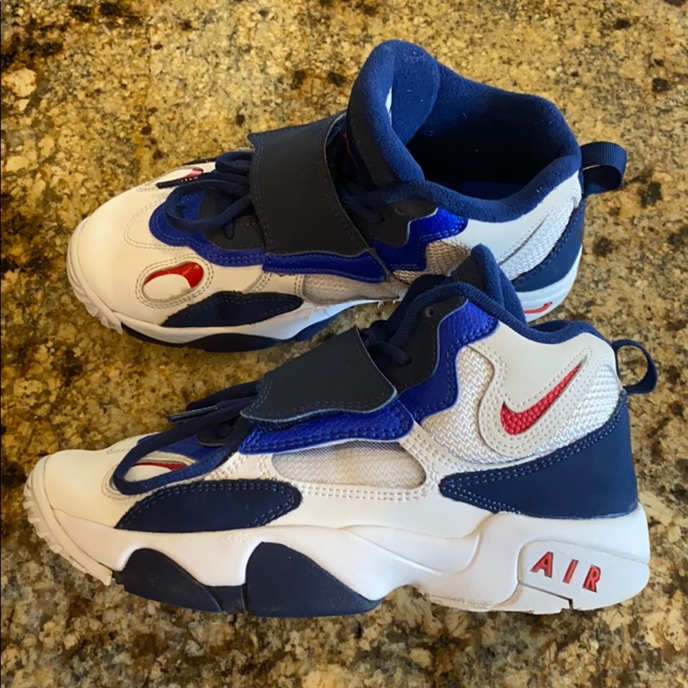 Boys' Nike Air Speed Turf GS Shoes